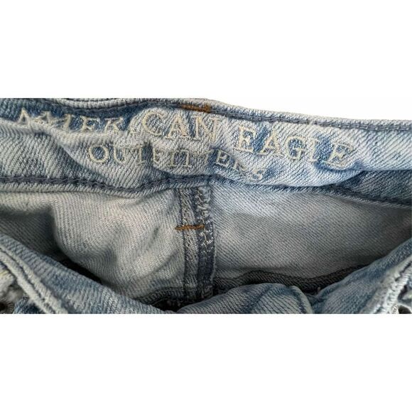 American Eagle Super Distressed Light Wash Skinny Jeans - Picture 4 of 8